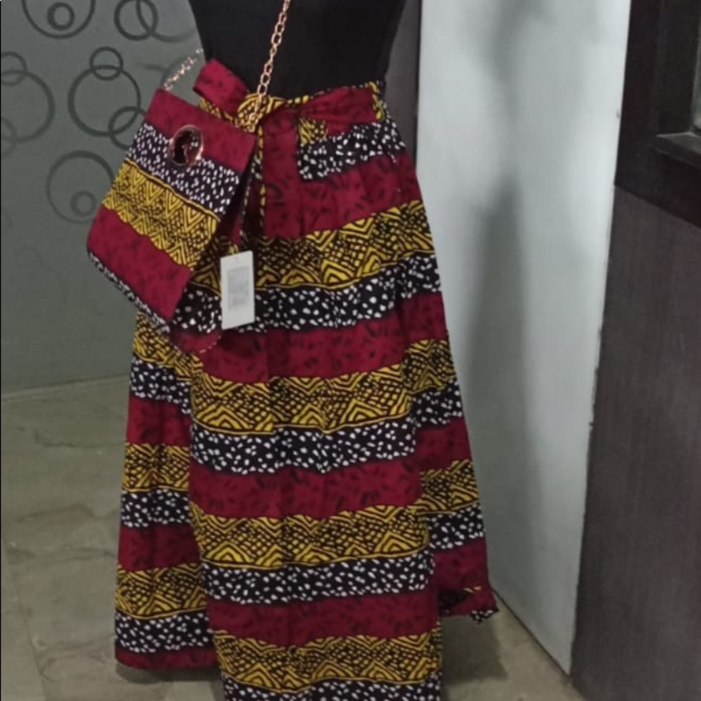 African print maxi Skirt with Pocket. head-wrap and purse.
